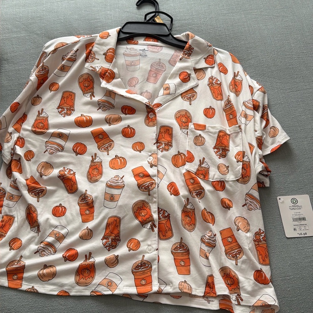 Halloween Women’s Printed Notched Top & Shorts Pajama Set Way to Celebrate XL